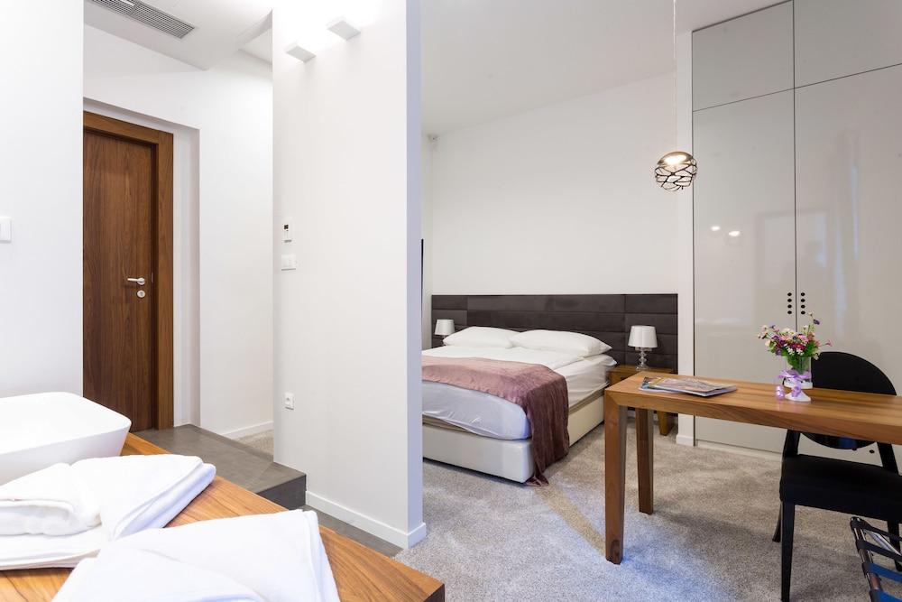 Starlight Luxury Rooms سبليت المظهر الخارجي الصورة