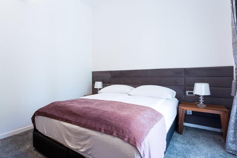 Starlight Luxury Rooms سبليت المظهر الخارجي الصورة