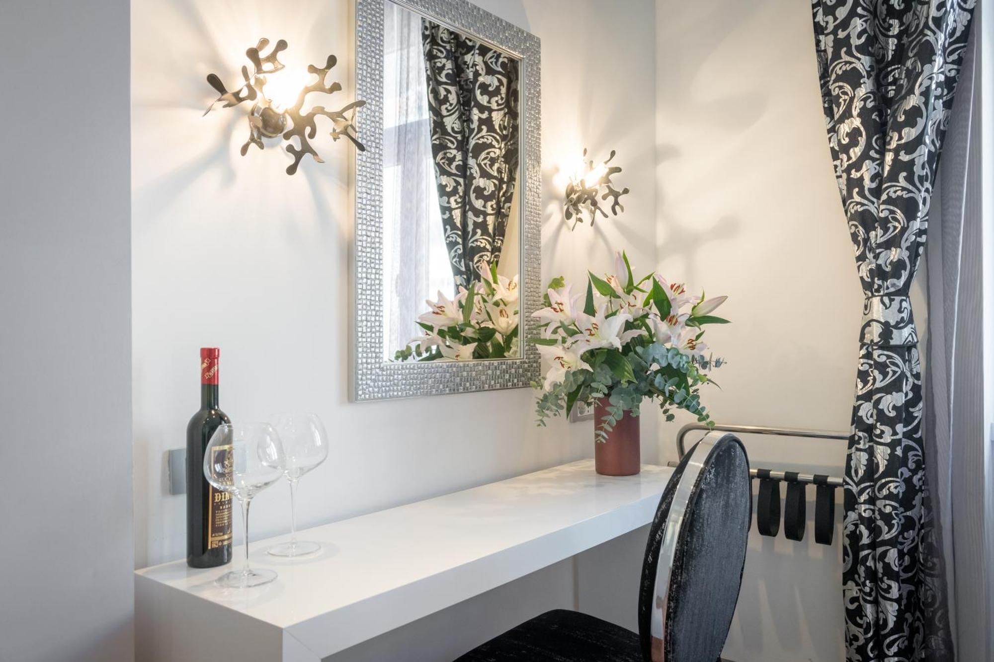 Starlight Luxury Rooms سبليت المظهر الخارجي الصورة