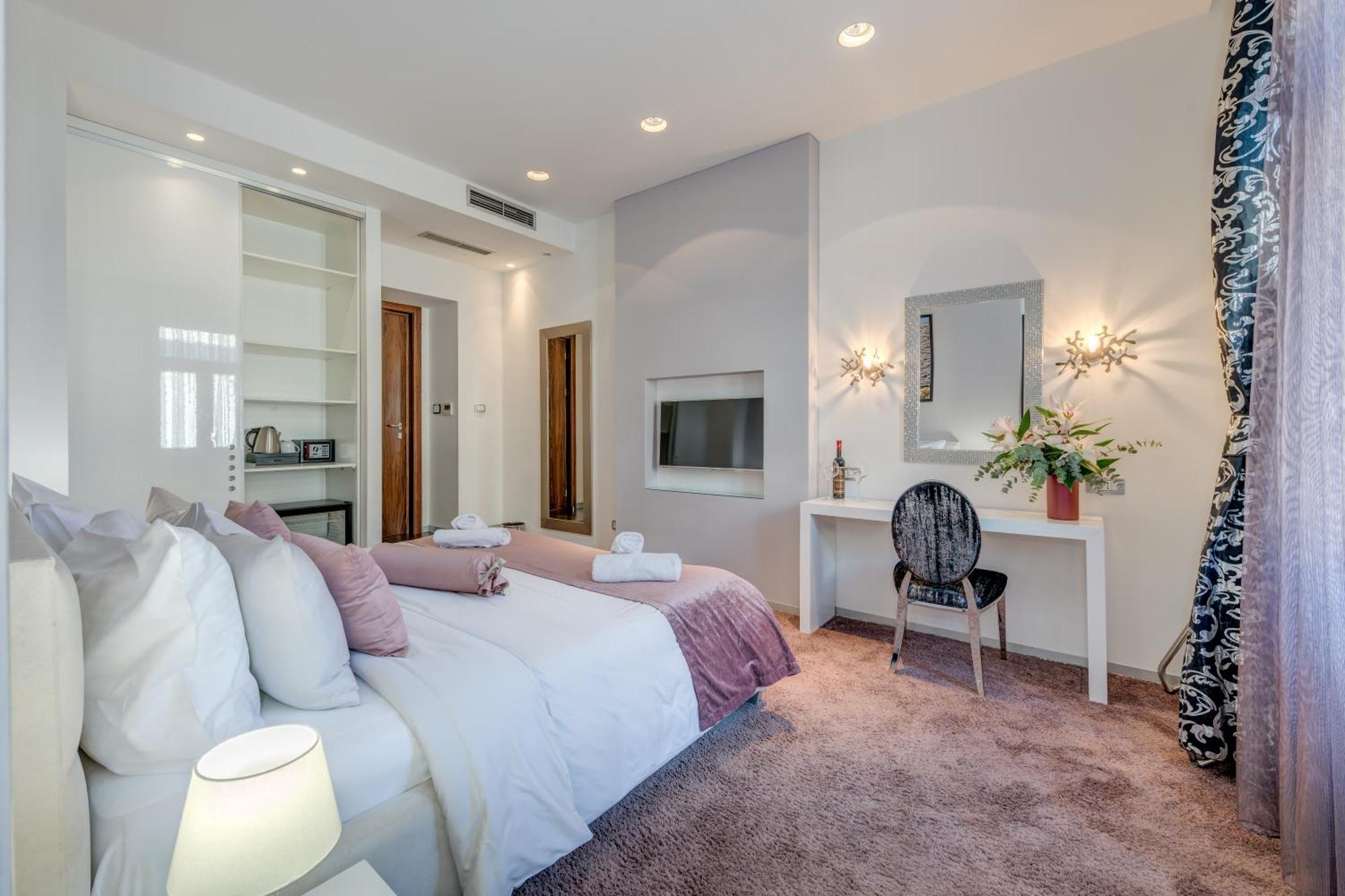 Starlight Luxury Rooms سبليت المظهر الخارجي الصورة