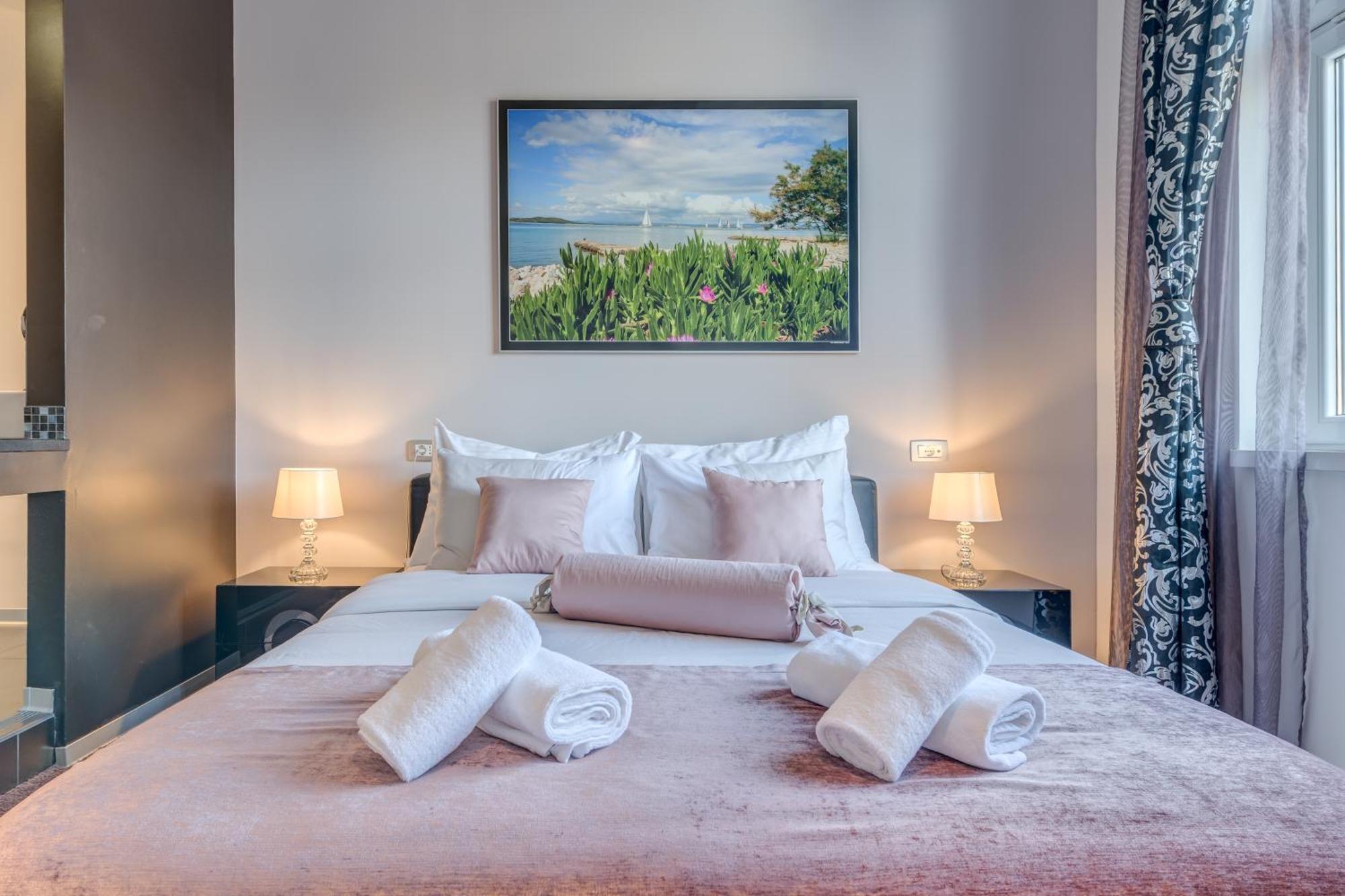 Starlight Luxury Rooms سبليت المظهر الخارجي الصورة